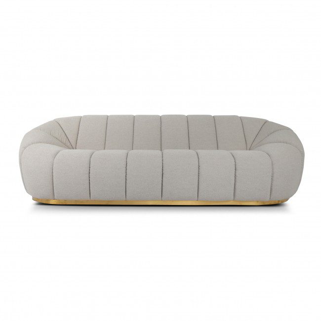 كنب بثلاثة مقاعد