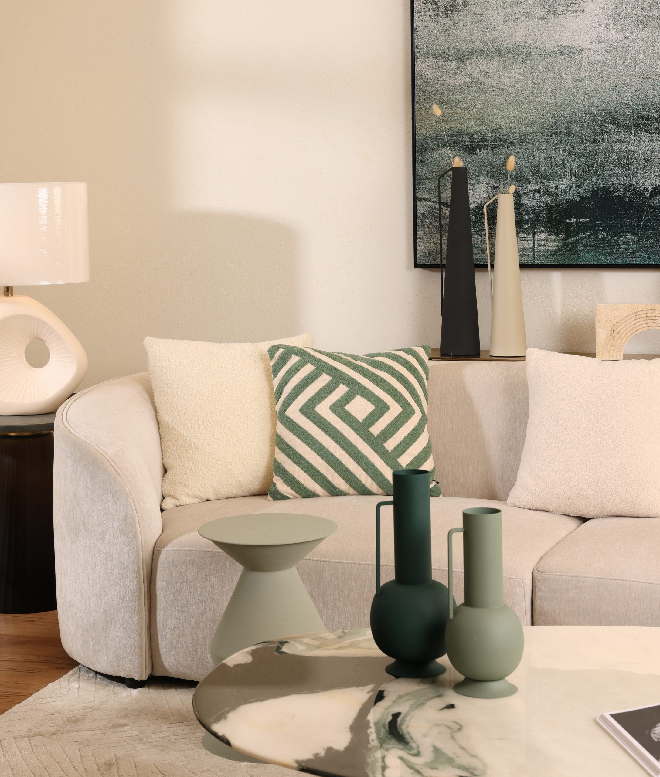 الميديماليزم في ديكور المنزل: التوازن المثالي بين البساطة والتميز