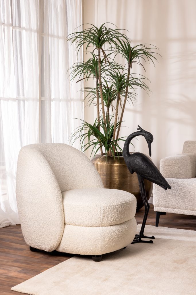 Cue the Curves! — All About The Curvy Furniture Trend