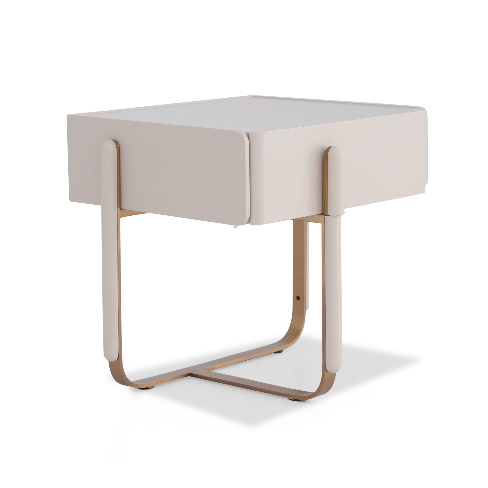 طاولة السرير