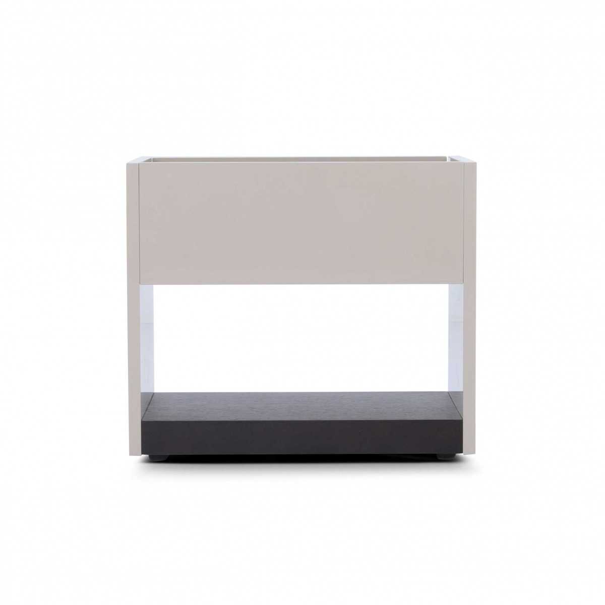 طاولة السرير