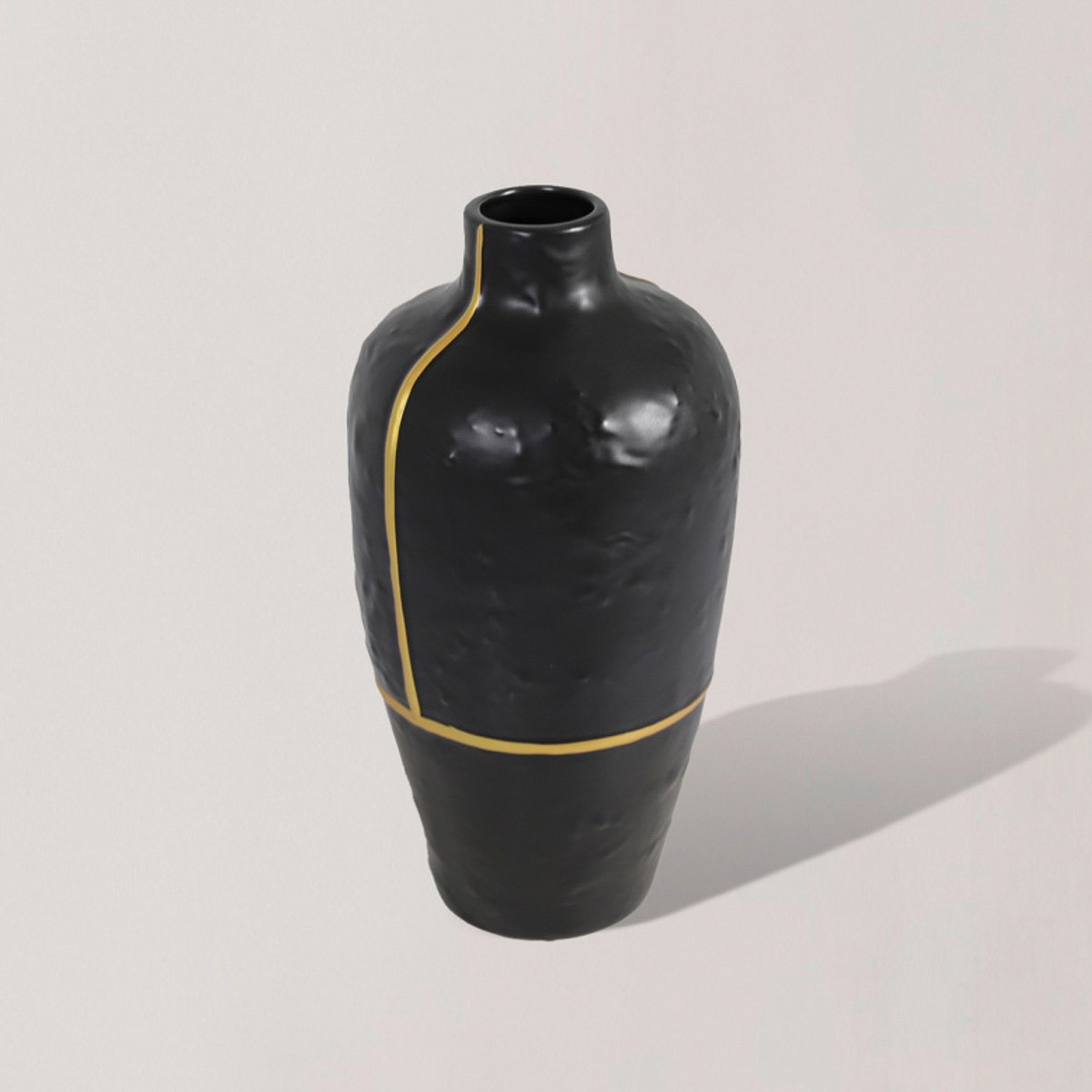 Black plate with gold thread-B